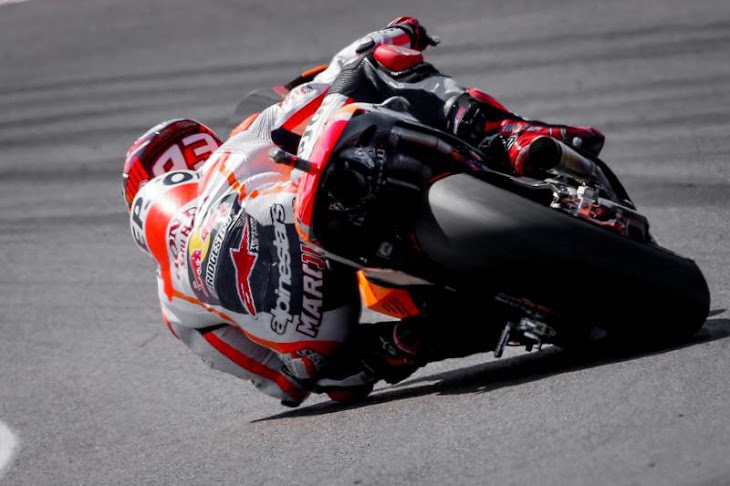 motogp-fp1-2015valencia-marques-gpone.jpg