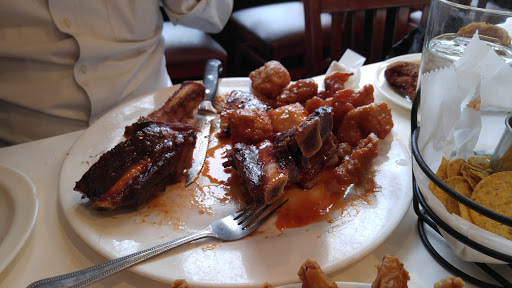 Barbecue Restaurant «Dougies BBQ», reviews and photos, 184 W Englewood Ave, Teaneck, NJ 07666, USA