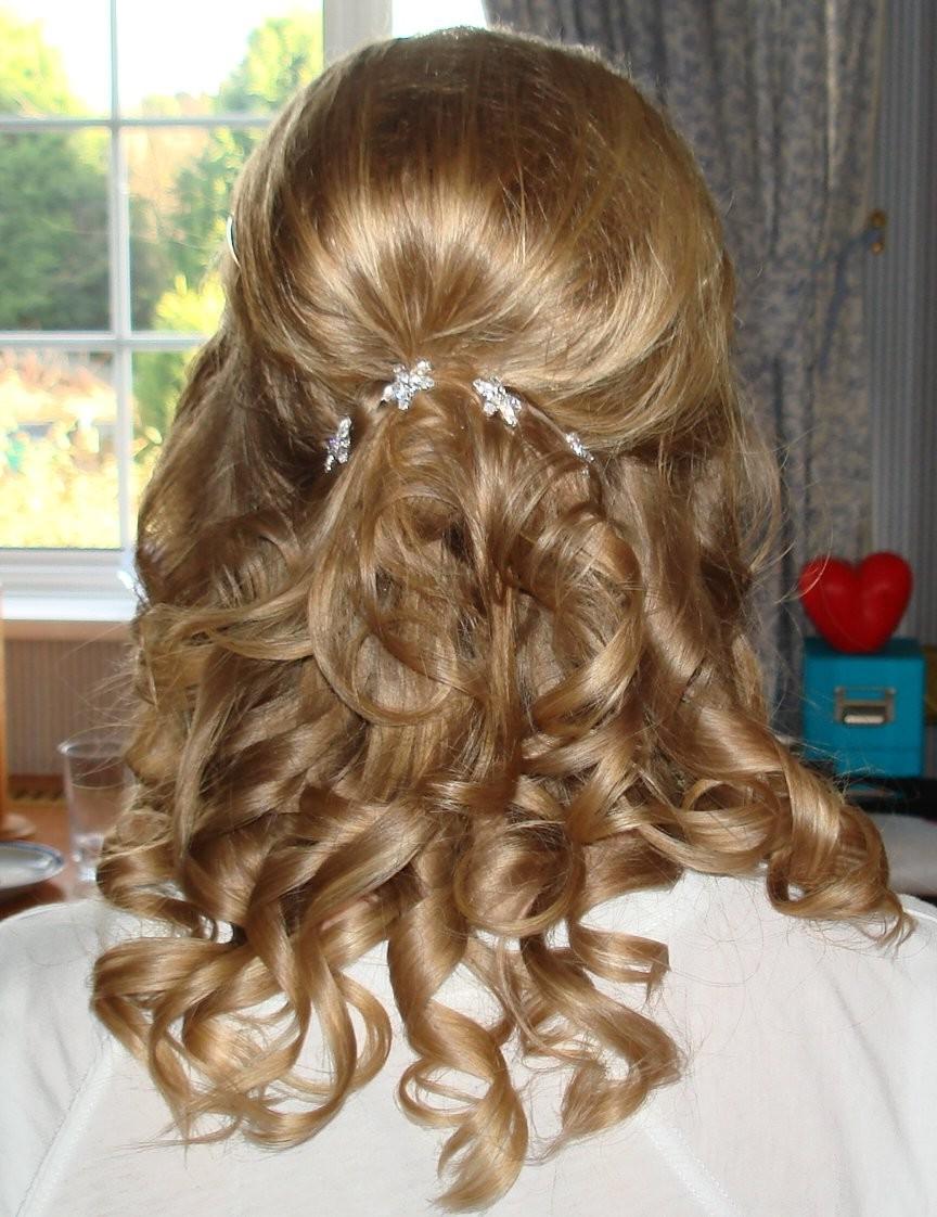 Image of Bridesmaid Hairstyles