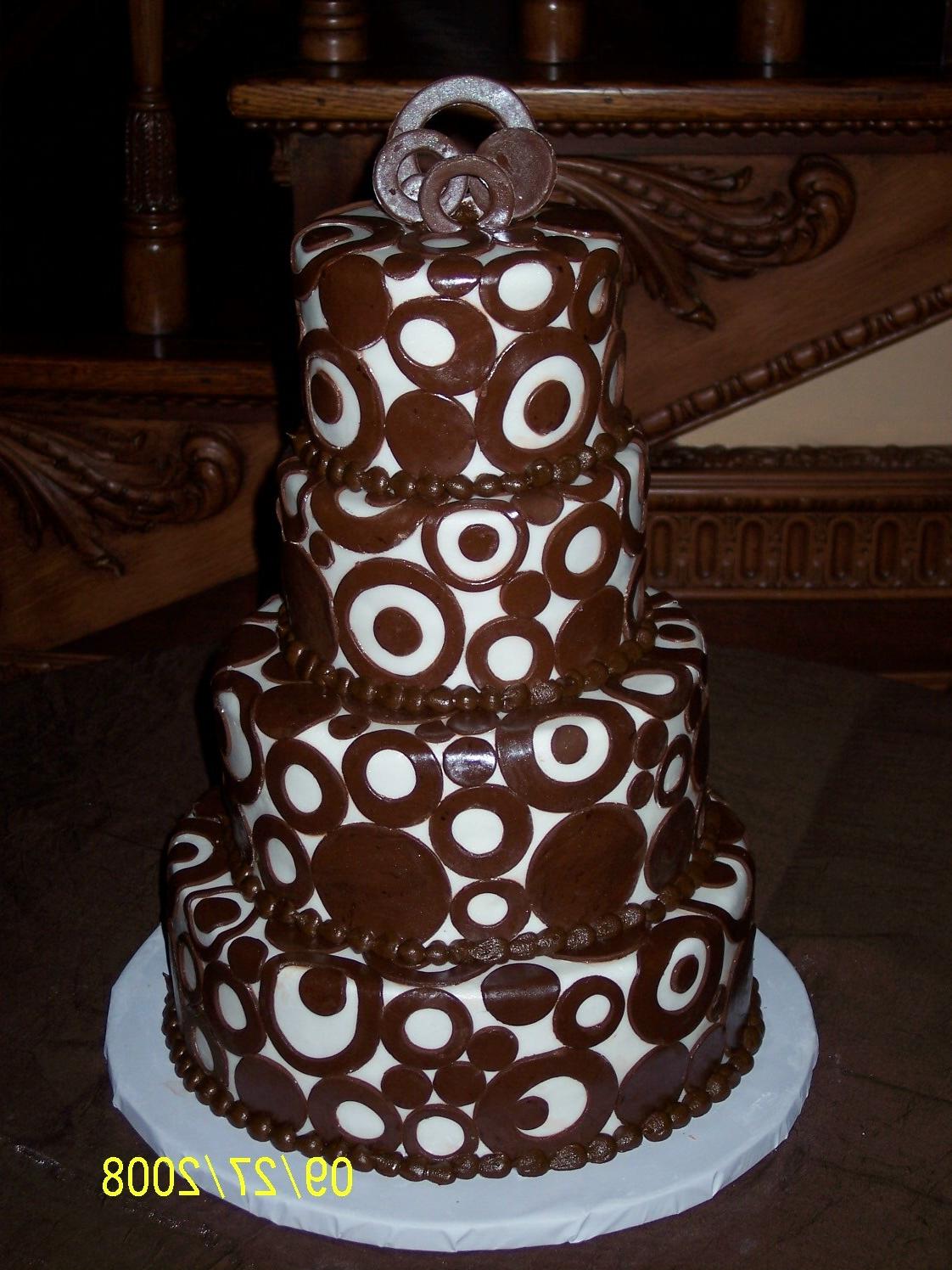 The cake was 4 tiers with