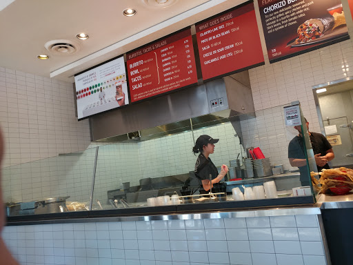 Mexican Restaurant «Chipotle Mexican Grill», reviews and photos, 2298 Foothill Blvd, La Verne, CA 91750, USA