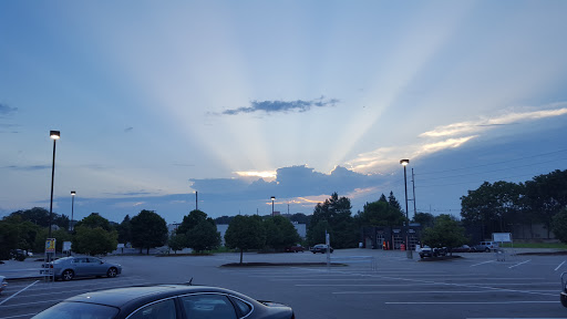 Grocery Store «Schnucks», reviews and photos, 200 N Vine St, Urbana, IL 61802, USA