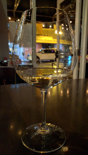 Wine Bar «Eola Wine Co», reviews and photos, 430 E Central Blvd, Orlando, FL 32801, USA