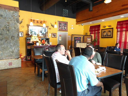 Thai Restaurant «Golden Seven II», reviews and photos, 320 Town Center Ave, Suwanee, GA 30024, USA