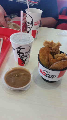 Fast Food Restaurant «KFC», reviews and photos, 222 W 8th Ave, Homestead, PA 15120, USA