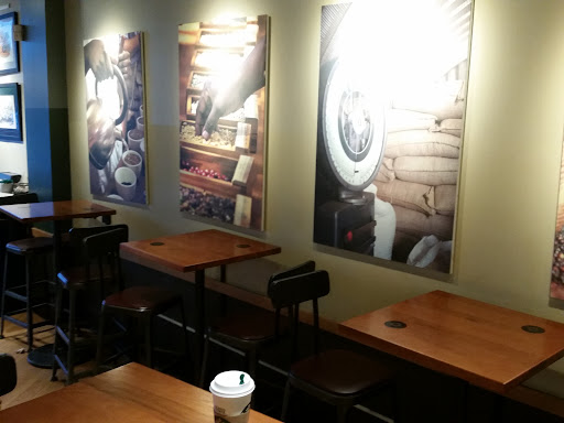 Coffee Shop «Starbucks», reviews and photos, 184 Lincoln St, Hingham, MA 02043, USA