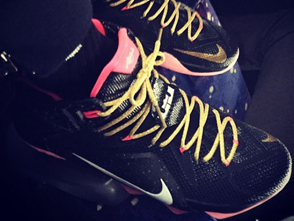 ICYMI LeBron James Owns a Pretty Sick Black amp Pink LeBron 12 PE