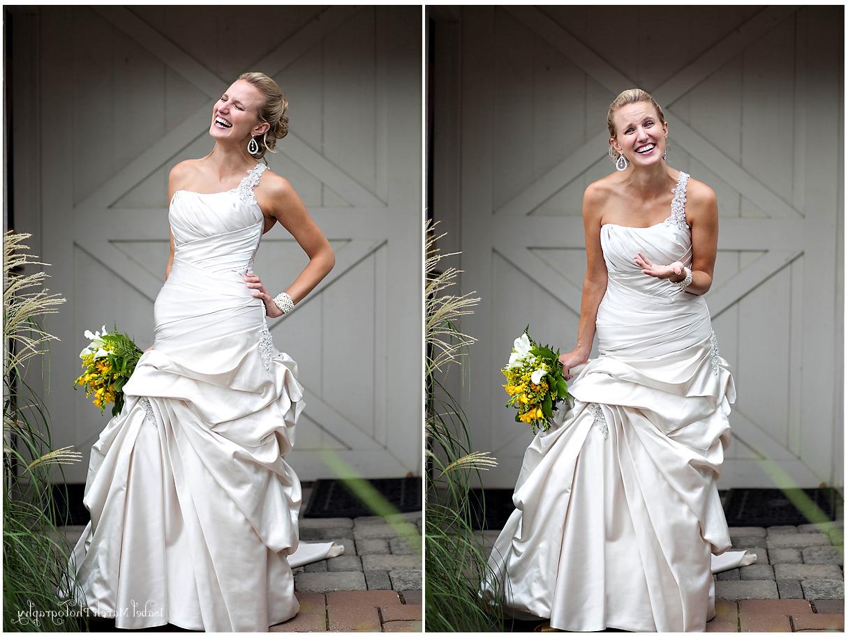Embarrassing stories about the bride are totally legit on her wedding day.