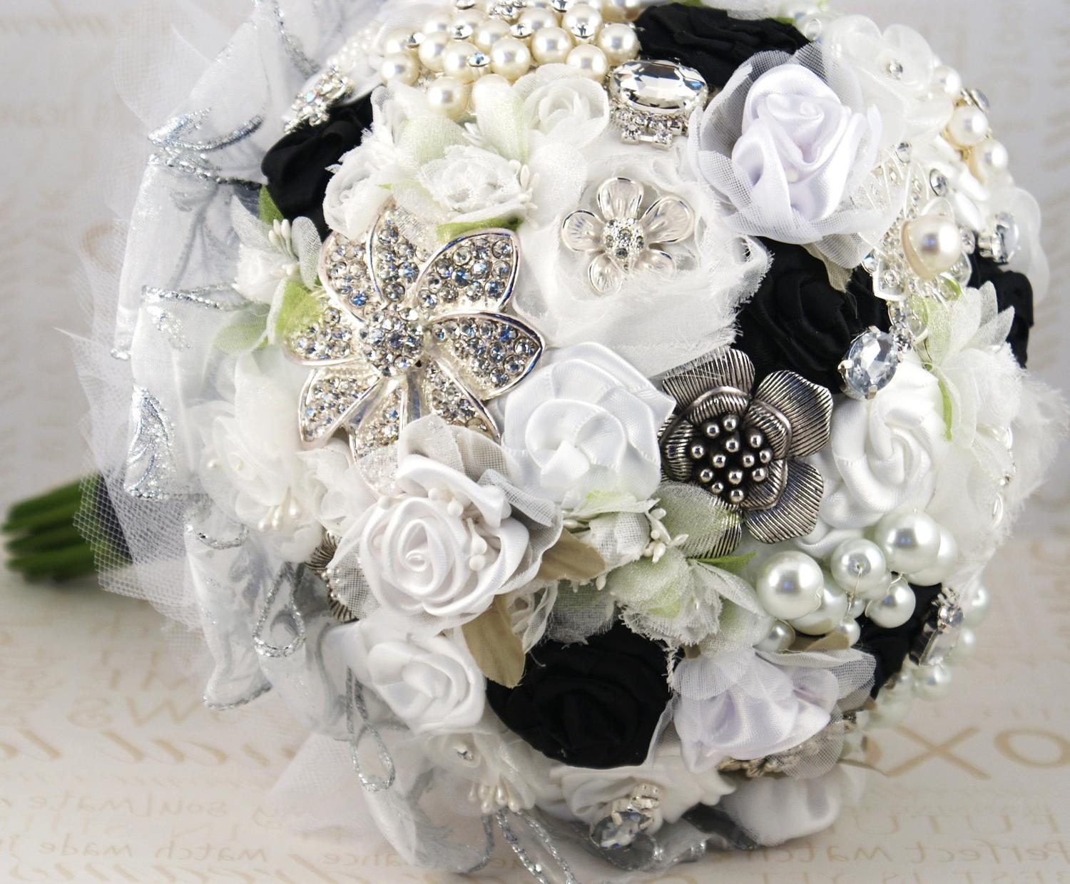 Bridal Brooch Bouquet Medium