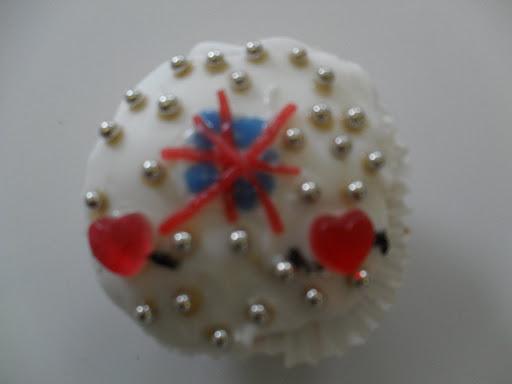 Year 5 Royal Wedding Cupcakes-