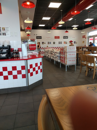 Fast Food Restaurant «Five Guys», reviews and photos, 68 Washington St, South Attleboro, MA 02703, USA