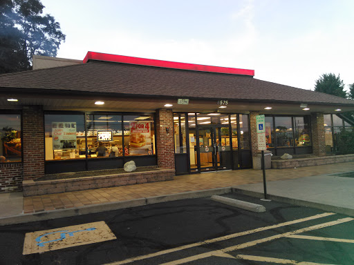 Fast Food Restaurant «Burger King», reviews and photos, 8575 New Falls Rd, Levittown, PA 19054, USA