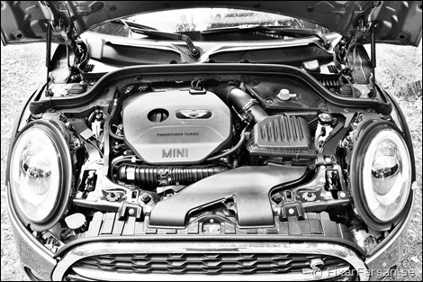 Cooper-S-2015-BMW-B48-twin-scroll-turbo-Motor
