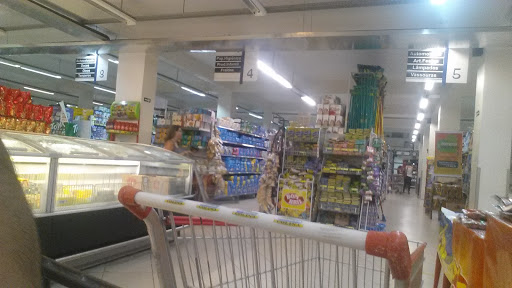 Supermercado Colina, R. dos Carijós, 125 - Barra Velha, Ilhabela - SP, 11630-000, Brasil, Lojas_Mercearias_e_supermercados, estado São Paulo