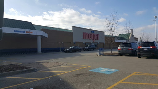 Grocery Store «Meijer», reviews and photos, 225 N Weber Rd, Bolingbrook, IL 60440, USA