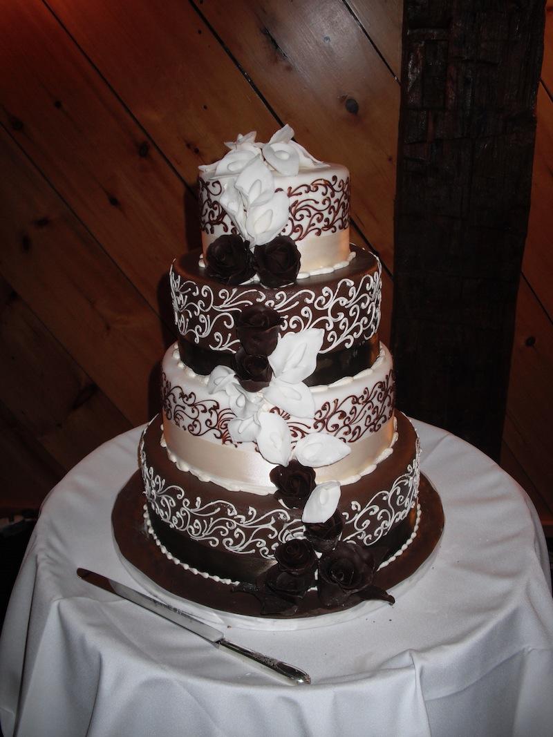 White Wedding Cake Calla