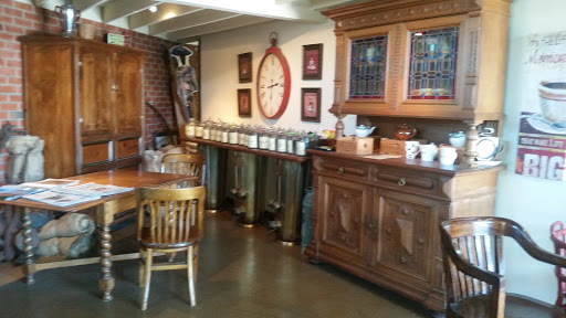 Coffee Shop «Connoisseur Coffee Company», reviews and photos, 2801 Middlefield Rd, Redwood City, CA 94063, USA