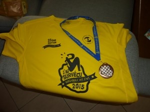 tee-shirt médaille.jpg