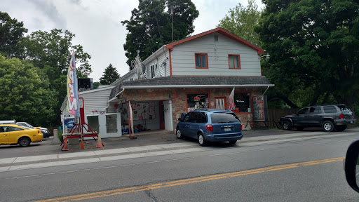 Convenience Store «Kadds Mart», reviews and photos, 234 Clinton St, Cowlesville, NY 14037, USA