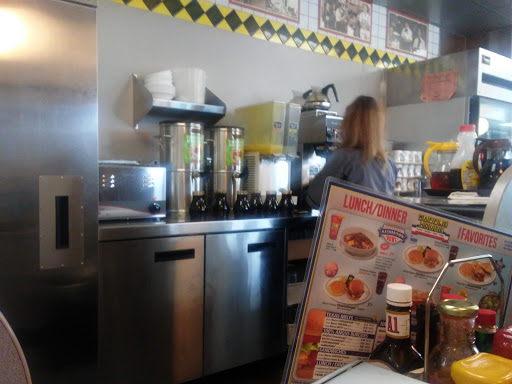 Breakfast Restaurant «Waffle House», reviews and photos, 7810 IN-13, Pendleton, IN 46064, USA