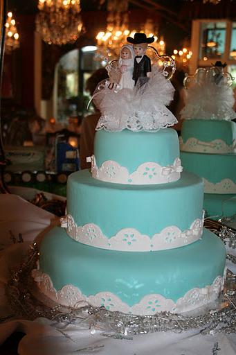 tiffany wedding cake