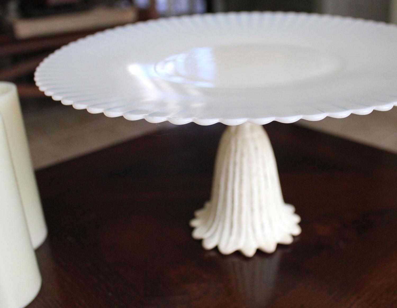 Cake Stand   Ivory Cake Stand