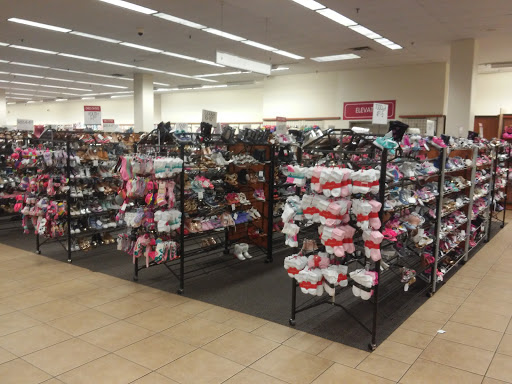 Clothing Store «Burlington Coat Factory», reviews and photos, 3050 N 5th Street Hwy, Reading, PA 19605, USA