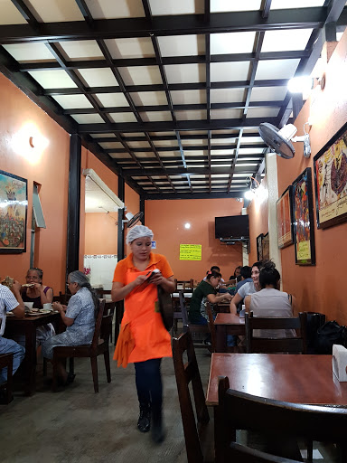 Tlayudas Doña Flavia, Carr. Internacional 2019, Las Flores Sur, 71242 Santa Lucía del Camino, Oax., México, Restaurante mexicano | OAX