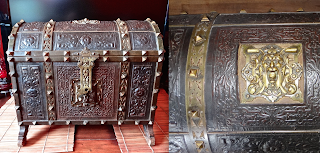 Красивый антикварный сундучок ок.1800 г. Кожа, тиснение, ковка, бронза, замок с ключём. 44/35/40 см. 5000 евро. Красивый антикварный сундучок ок.1800 г. Кожа, тиснение, ковка, бронза, замок с ключём. 44/35/40 см. 5000 евро.