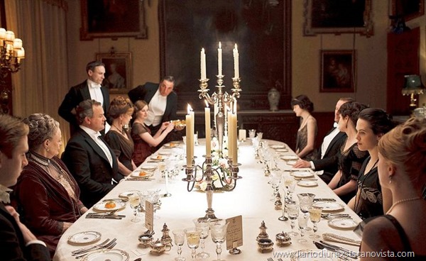 [dpwnton%2520abbey%2520luxury%2520dinner%2520table%255B2%255D.jpg]