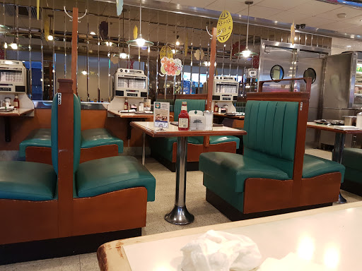American Restaurant «West Reading Diner», reviews and photos, 411 Penn Ave, Reading, PA 19611, USA