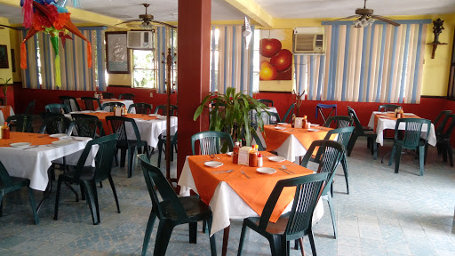 Restaurante Chilolos, Av Manuel Maples Arce 301, Adolfo Ruiz Cortines, 92880 Tuxpan, Ver., México, Restaurante de comida para llevar | VER