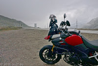 Nufenenpass, Scheitelhöhe.
Treues Arbeitsgerät. :-)