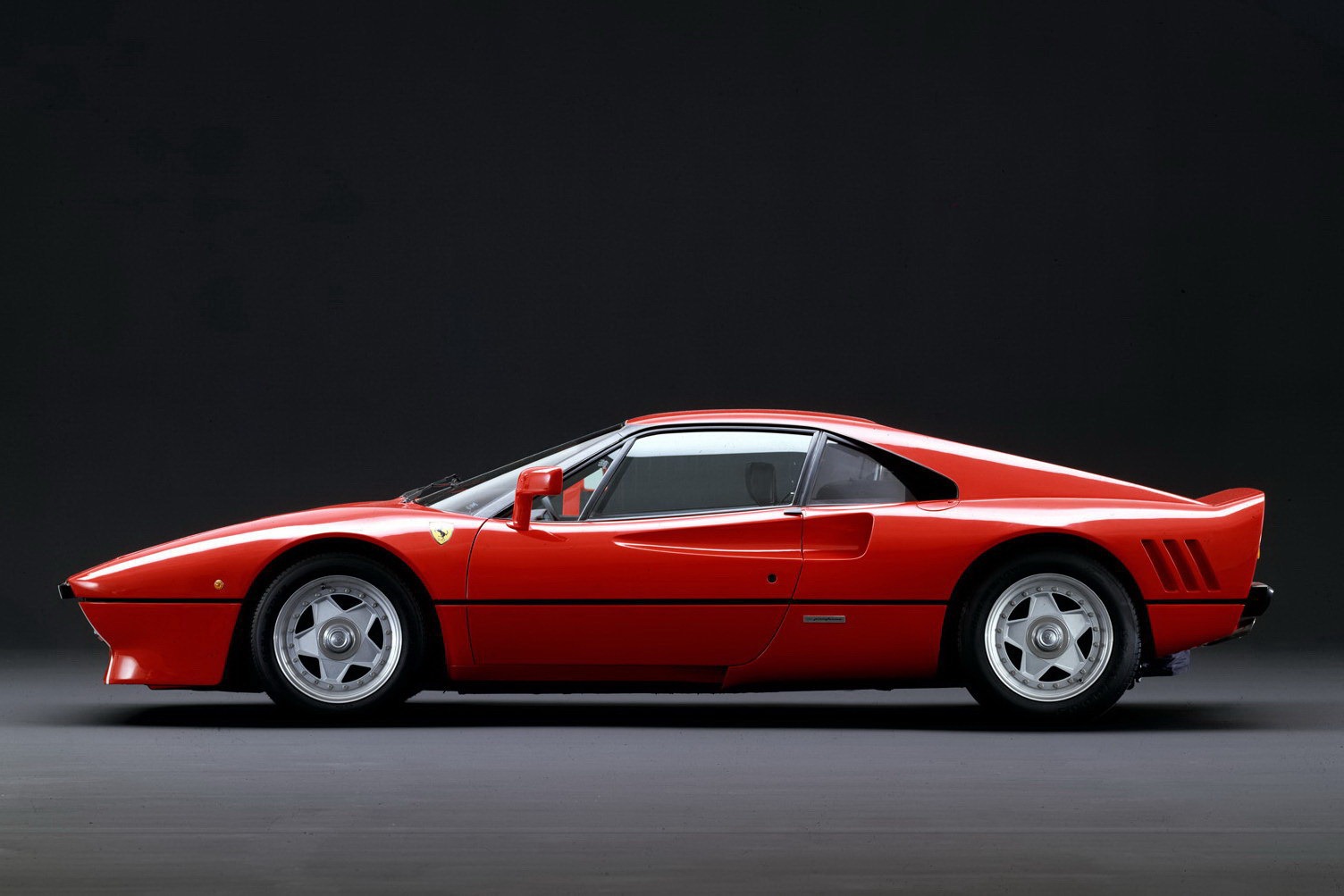 [Ferrari-288-GTO-21.jpg]