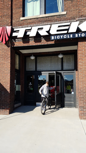 Bicycle Store «Trek Bicycle Store Johnson City», reviews and photos, 110 W Market St, Johnson City, TN 37604, USA