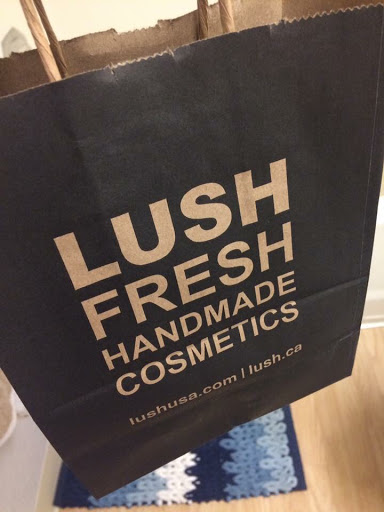 Cosmetics Store «Lush Cosmetics», reviews and photos, 1151 Galleria Blvd, Roseville, CA 95678, USA