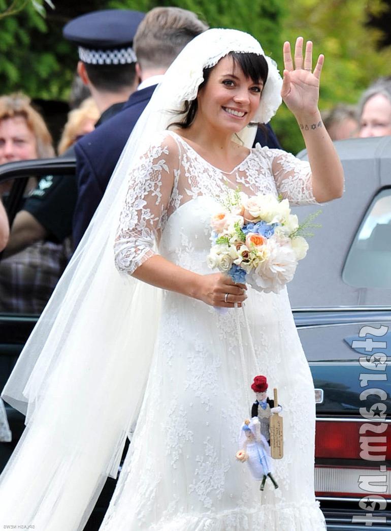 Wedding Gowns with SLEEVES