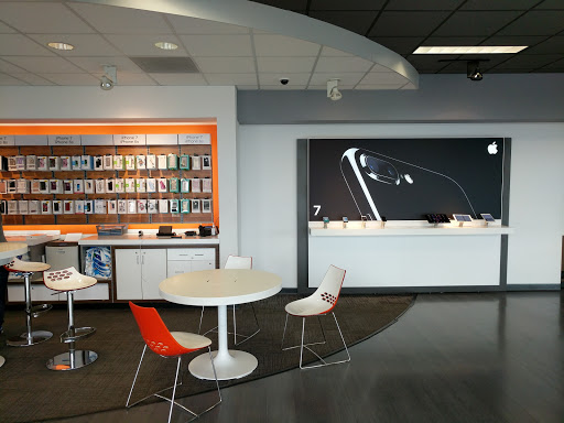 Cell Phone Store «AT&T», reviews and photos, 855 Amity Rd, Conway, AR 72032, USA