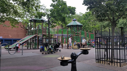 Park «Travers Park», reviews and photos, 76-9 34th Ave, Jackson Heights, NY 11372, USA