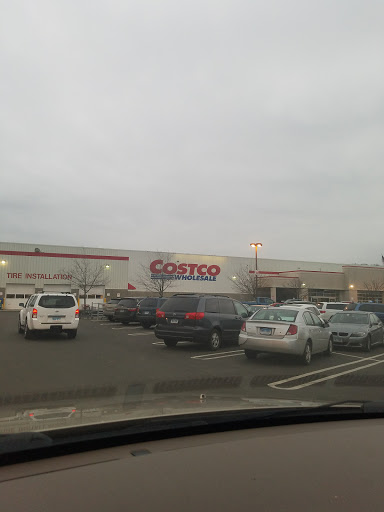 Warehouse store «Costco Wholesale», reviews and photos, 3600 E Main St, Waterbury, CT 06705, USA