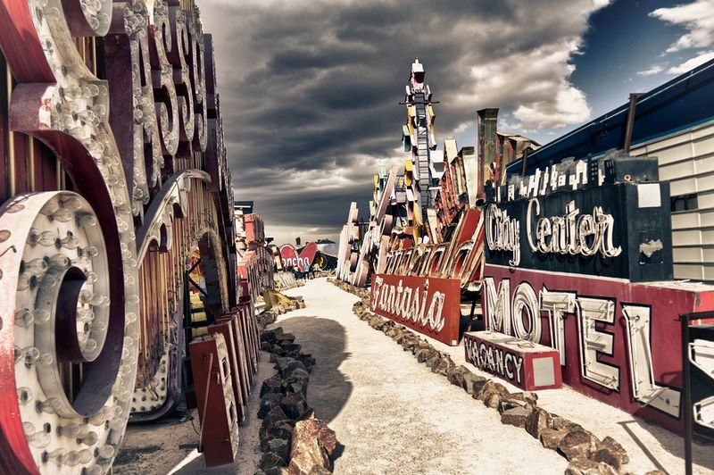 las-vegas-neon-museum-7