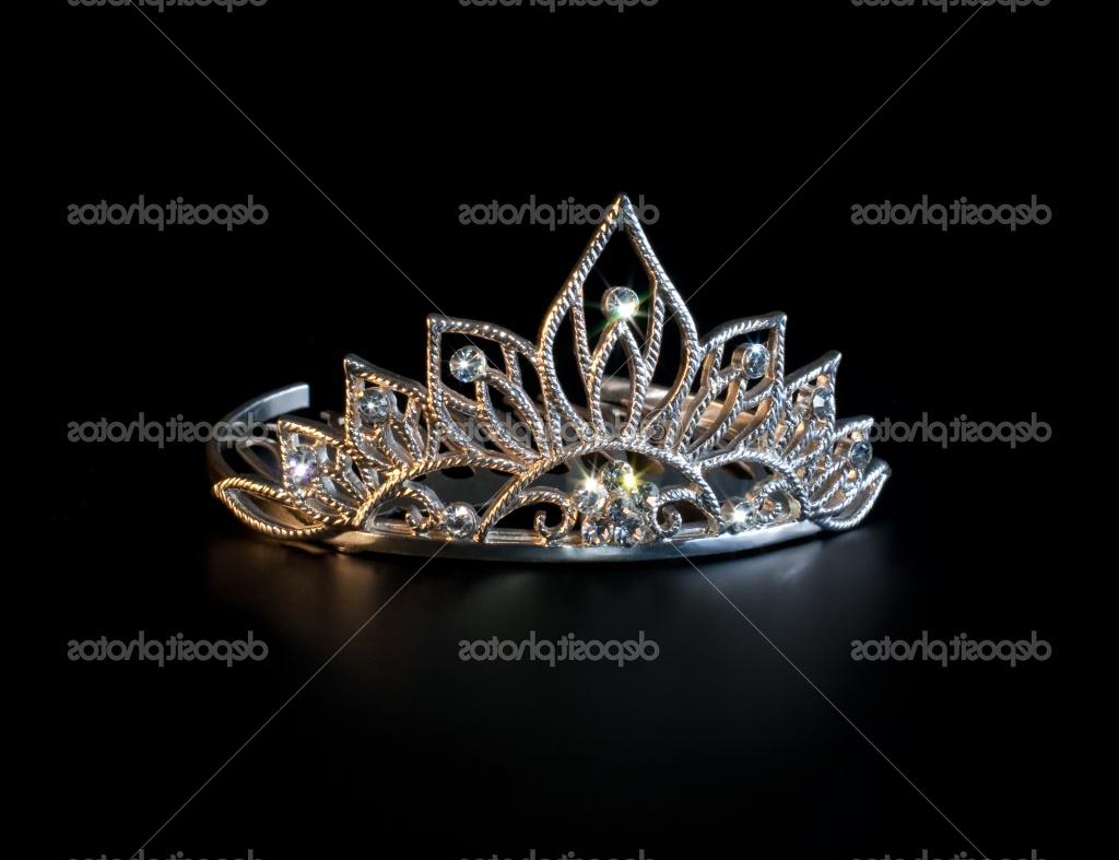 wedding tiara black background