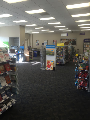 Print Shop «FedEx Office Print & Ship Center», reviews and photos, 3031 Wilma Rudolph Blvd, Clarksville, TN 37040, USA