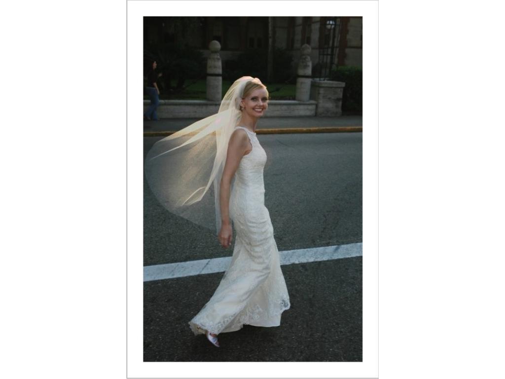 4   Used Wedding Dresses