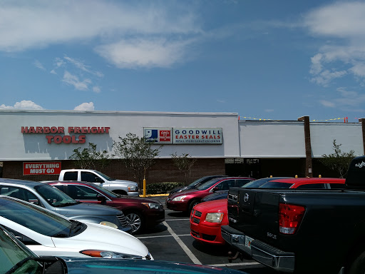 Thrift Store «Goodwill», reviews and photos, 2 E 9 Mile Rd #5, Pensacola, FL 32534, USA