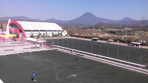 Complejo Deportivo Salesiano, Abasolo Norte, Miguel Hidalgo, 61518 Zitácuaro, Mich., México, Complejo deportivo | MICH