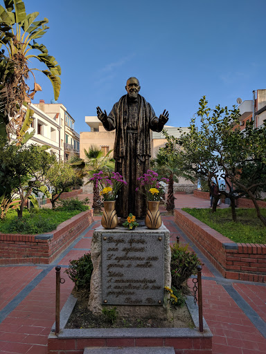 Statua S.Pio