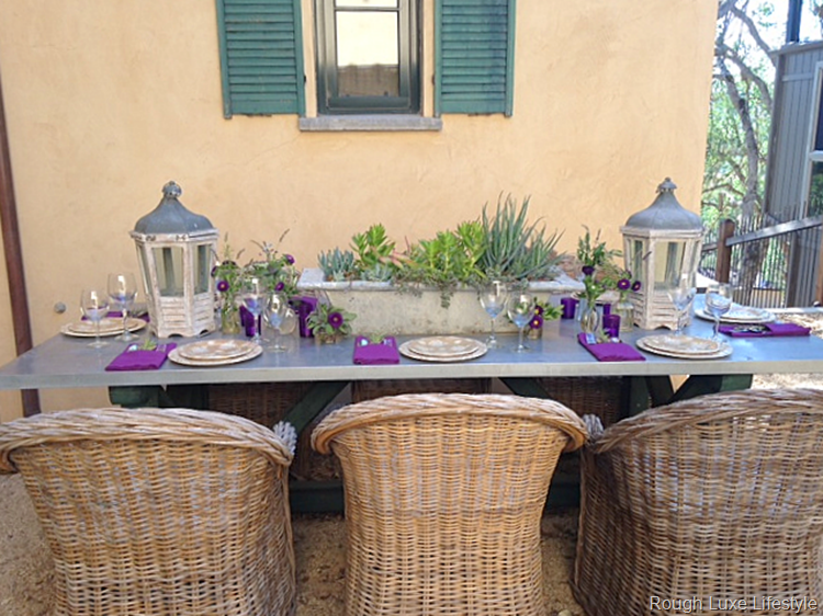 outdoor dining table