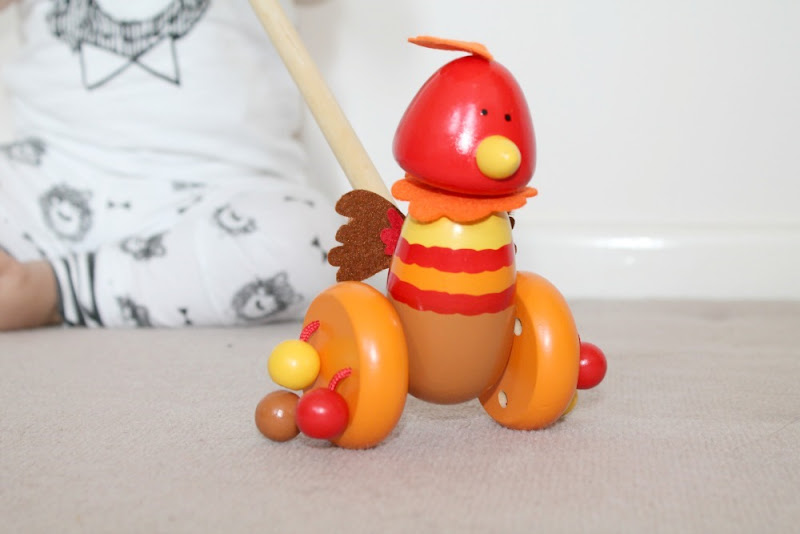 wood and wonder wooden chicken push along toy