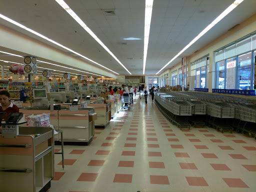 Grocery Store «Market Basket», reviews and photos, 110 Market Pl Dr, Waltham, MA 02451, USA